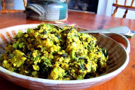 Broccoli Black Bean and Rice Curry 